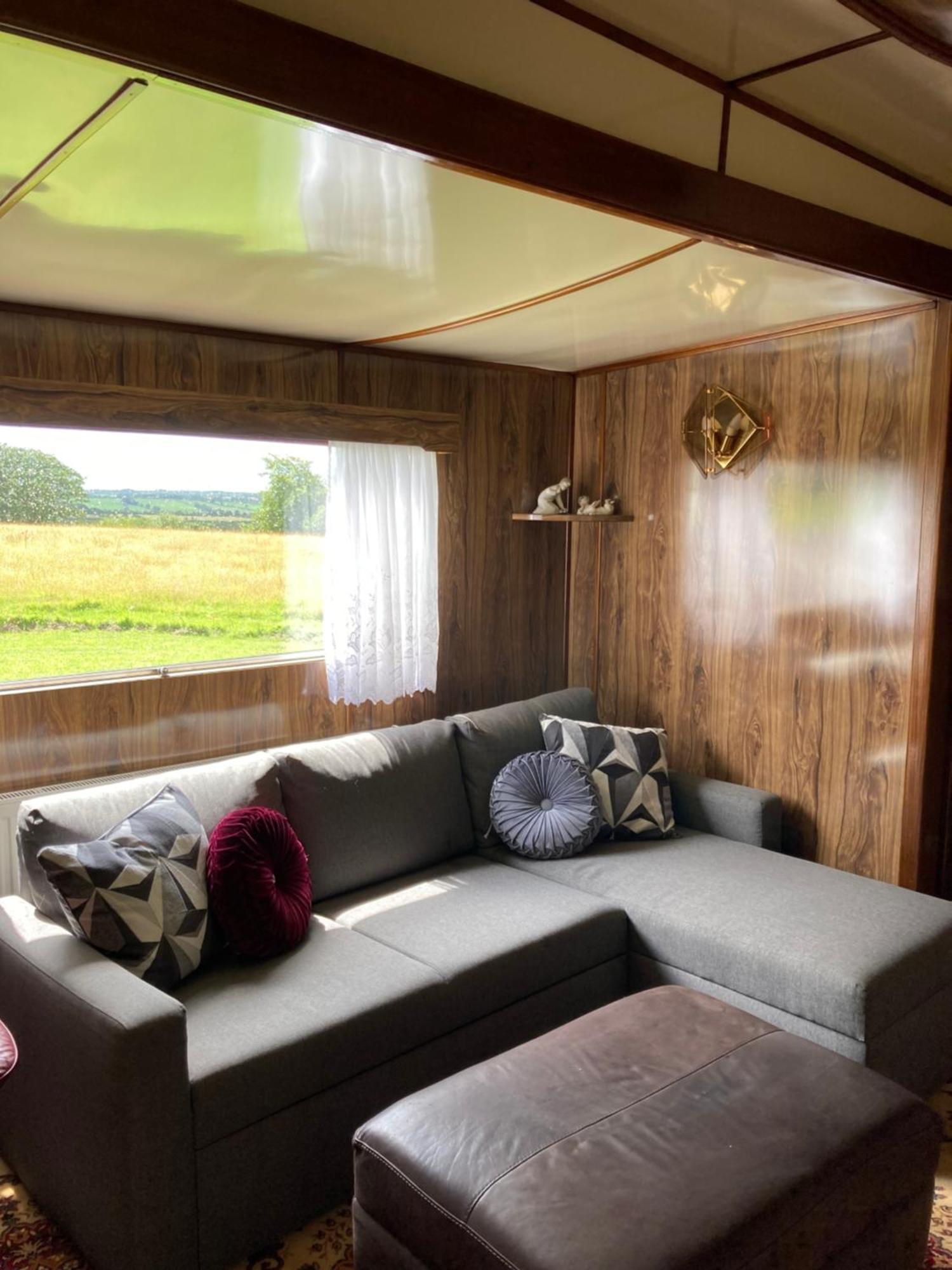 Showmans Wagon Campsite
